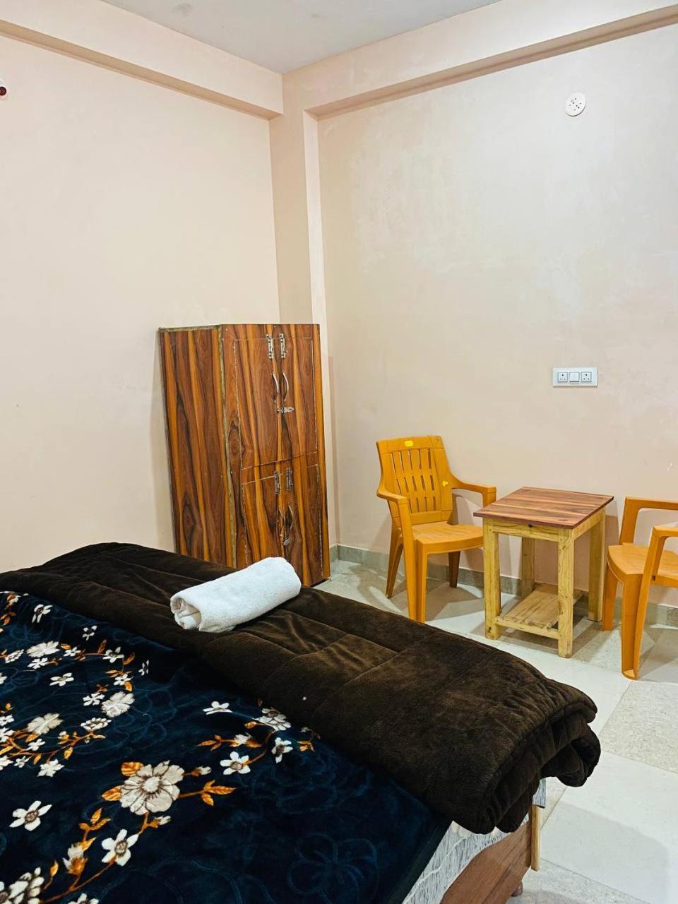 Hom House Of Mannmauji Riverside Kasol Exterior photo