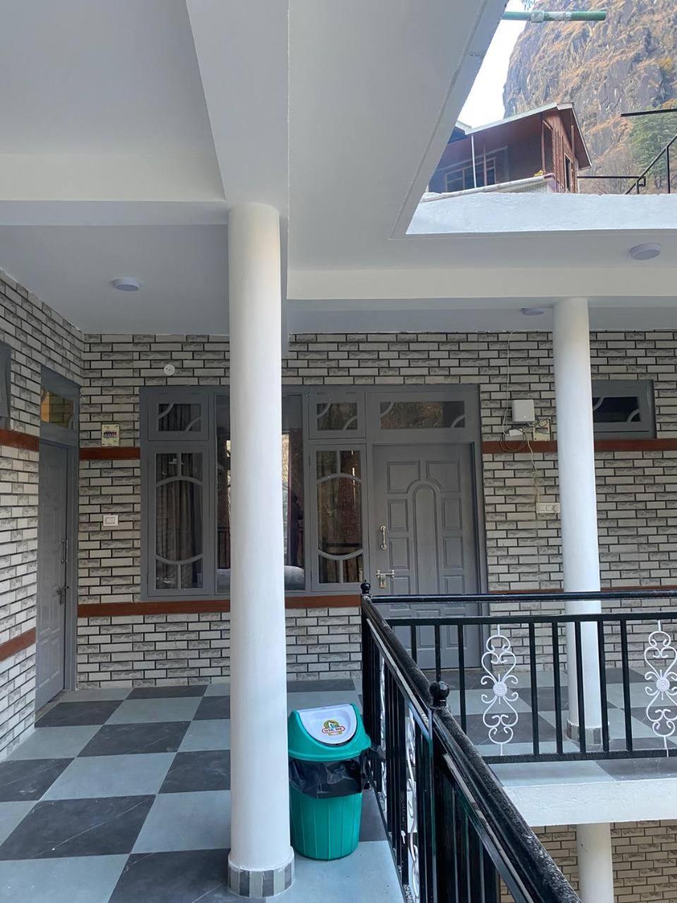 Hom House Of Mannmauji Riverside Kasol Exterior photo